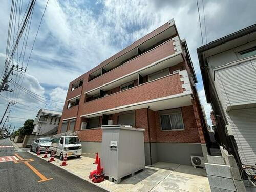 埼玉県さいたま市大宮区桜木町４丁目 3階建
