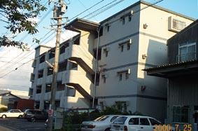 長門石山崎コーポ 4階建