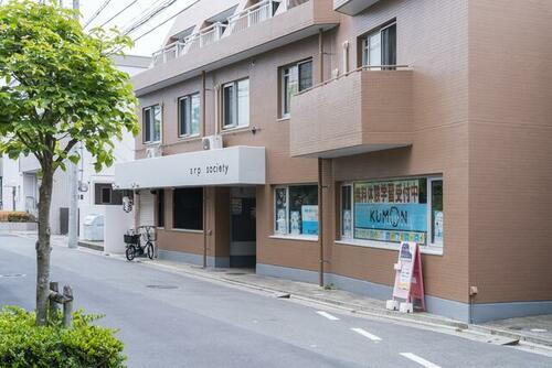 東京都調布市国領町４丁目 3階建 築41年2ヶ月