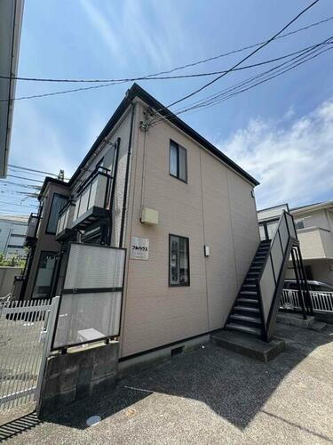 神奈川県横浜市金沢区瀬戸 2階建
