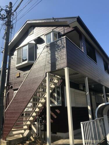 神奈川県秦野市尾尻 2階建