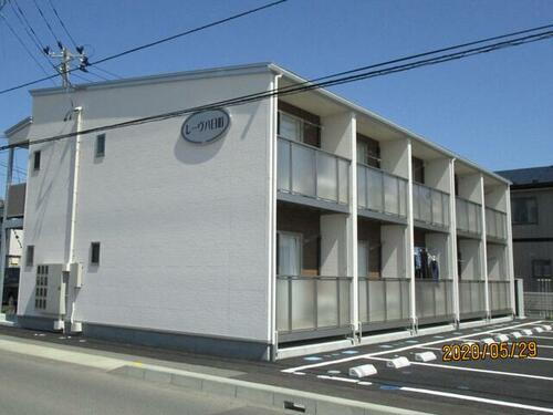 レーヴ八日町Ａ棟 2階建