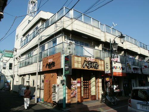 森ビル 3階建