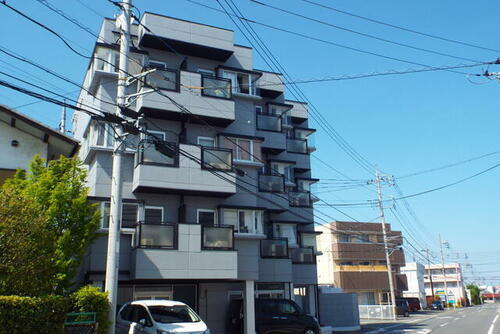 群馬県高崎市緑町３丁目 4階建