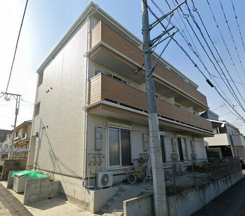 神奈川県平塚市桃浜町 3階建 築7年5ヶ月