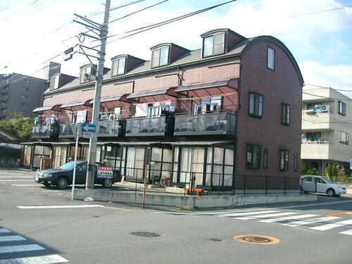 ヴィラ・フローラリア