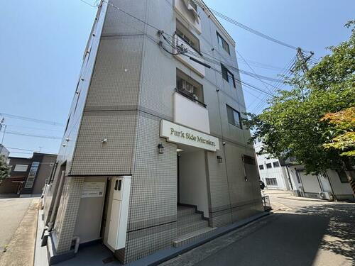 和歌山県和歌山市伝法橋南ノ丁 4階建