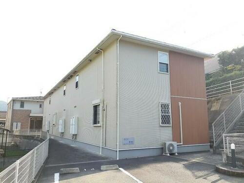 長崎県佐世保市下本山町 2階建