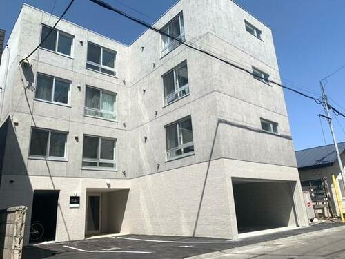 北海道千歳市北栄２丁目 4階建