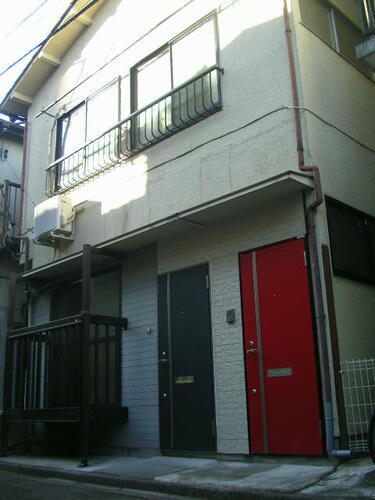 東京都足立区千住東１丁目 築35年9ヶ月 2階建