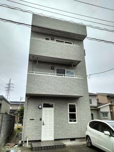 願海寺貸家 3階建