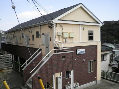 神奈川県横須賀市若宮台 地上2階地下1階建 築18年7ヶ月