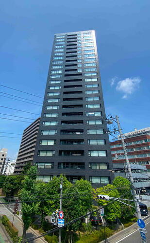 シティタワー福島 24階建
