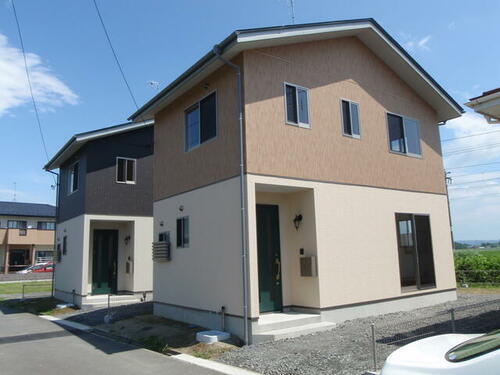 宮城県大崎市松山金谷字駅前西 2階建 築15年1ヶ月