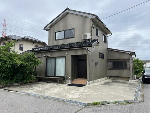 富山県富山市願海寺 2階建