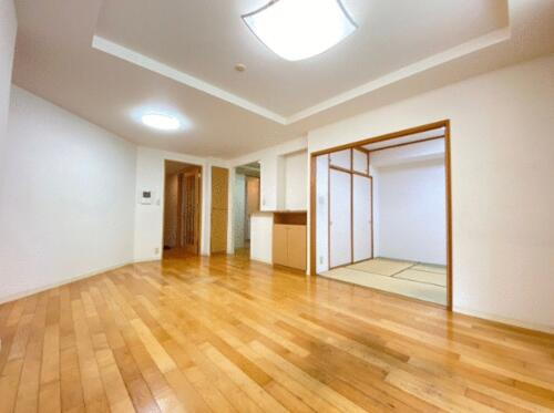 福岡県福岡市早良区昭代３丁目 10階建