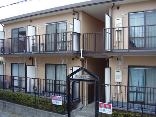 イーストヒルズ 2階建