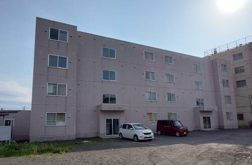 北海道余市郡余市町黒川町３丁目 4階建 築27年6ヶ月