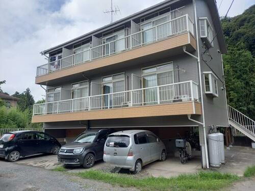 千葉県成田市新田 2階建