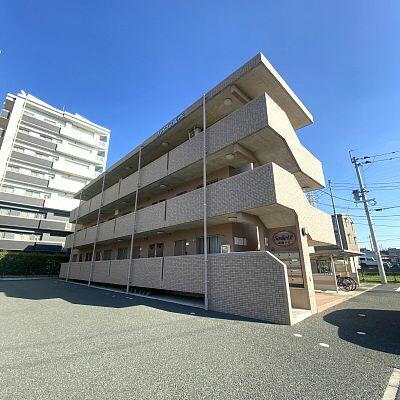 ソレイユ武蔵ヶ丘 3階建
