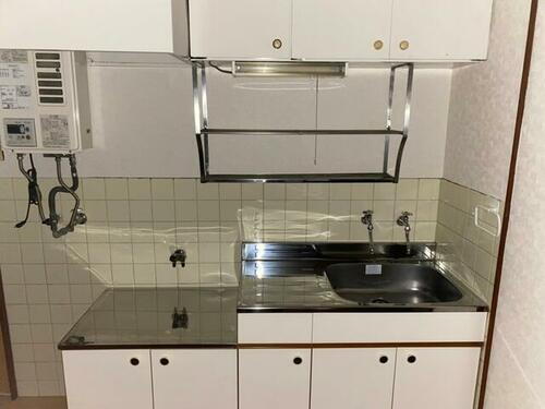 坂巻ビル 4階建