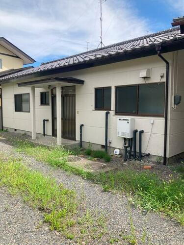 福島県郡山市安積町荒井字年柄 平屋建て