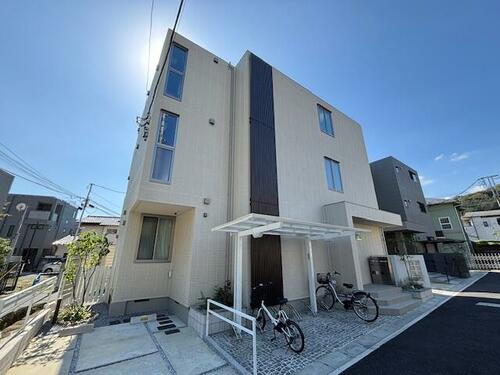 神奈川県鎌倉市雪ノ下１丁目 賃貸マンション