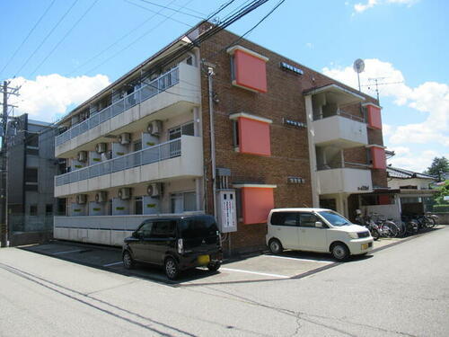 コーポスカイ 3階建