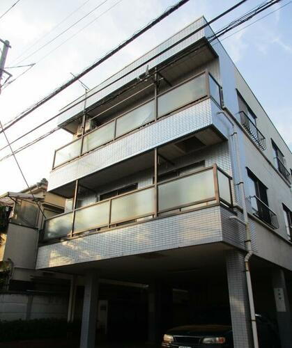 フラワーコーポ 3階建