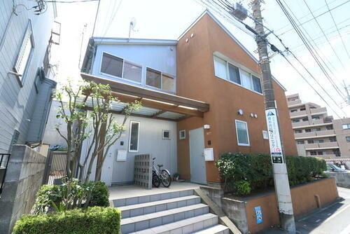 埼玉県さいたま市浦和区領家１丁目 2階建 築15年10ヶ月