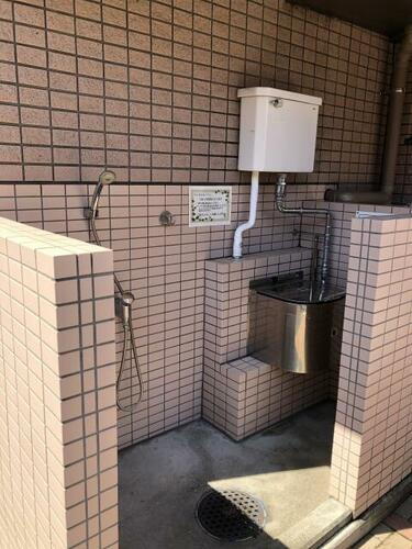 東京都世田谷区南烏山１丁目 5階建