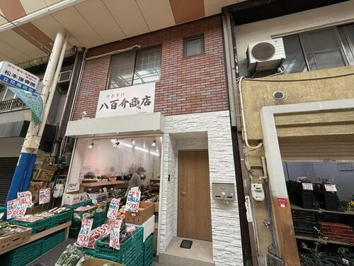 兵庫県尼崎市立花町１丁目 3階建