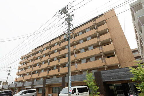 クリナーレ志家町