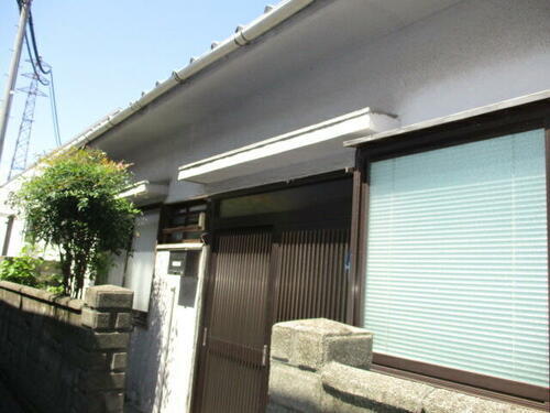 西原町３丁目貸家