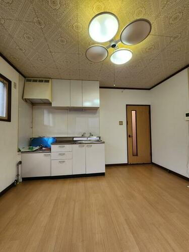 北海道余市郡余市町黒川町１６丁目 賃貸アパート