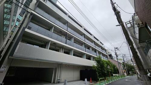 東京都目黒区青葉台３丁目 地上6階地下1階建 築5年3ヶ月