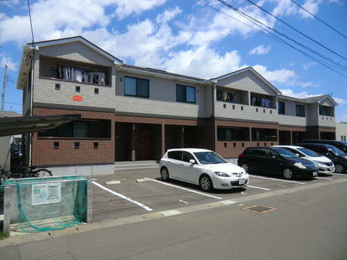 ウイングコート