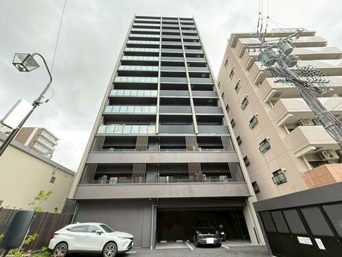 丸の内　ＴＨＥＣＯＵＲＴ