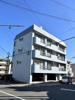 長崎県長崎市岩見町 築52年1ヶ月 4階建