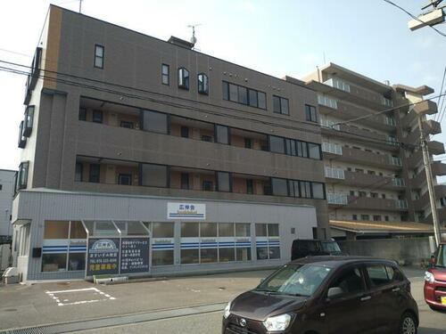 石川県金沢市増泉４丁目 築26年10ヶ月 4階建