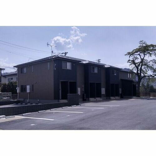 福島県福島市北沢又字道南 2階建 築3年10ヶ月