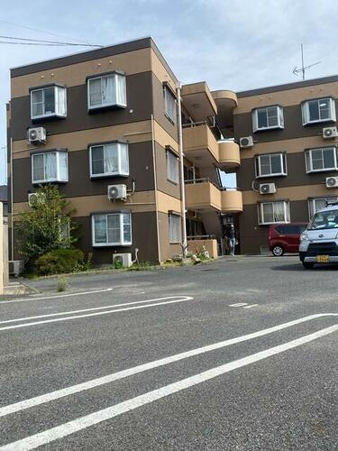 Ｕｂｅ　Ｓｋｙ　Ｈｉｌｌｓ