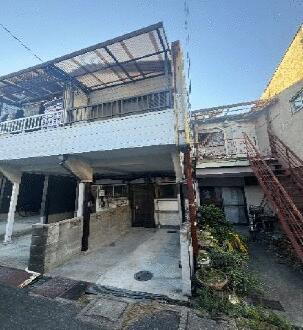 四條畷市美田町２　テラス