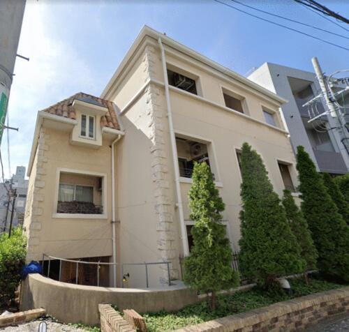 東京都渋谷区神宮前５丁目 築26年1ヶ月 3階建