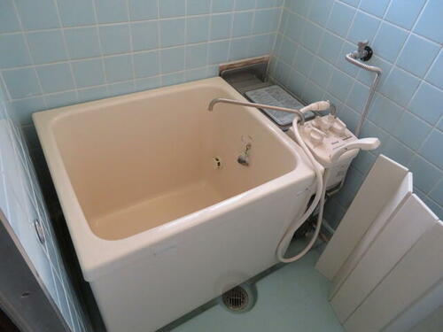 埼玉県春日部市中央４丁目 築48年5ヶ月 2階建