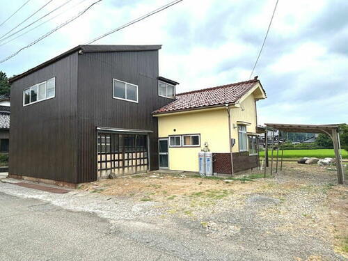 富山県氷見市日詰 2階建 築53年10ヶ月