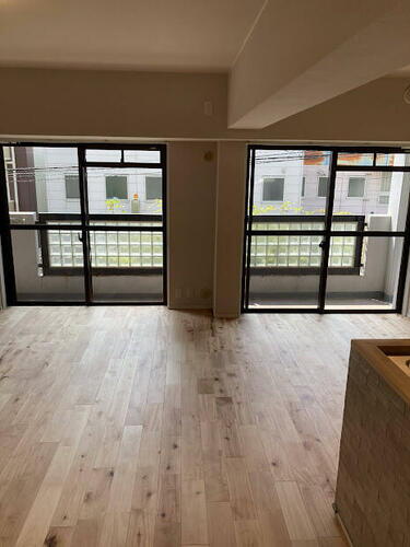 兵庫県西宮市甲子園口２丁目 築35年1ヶ月 8階建