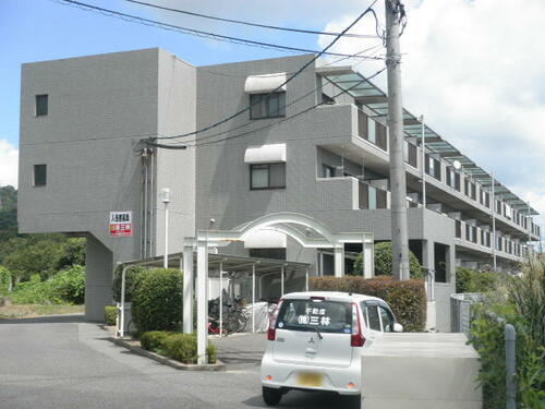 山口県下関市長府松小田中町 賃貸マンション