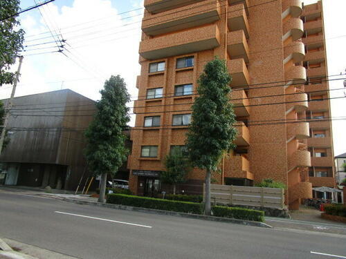 香川県高松市松福町１丁目 賃貸マンション