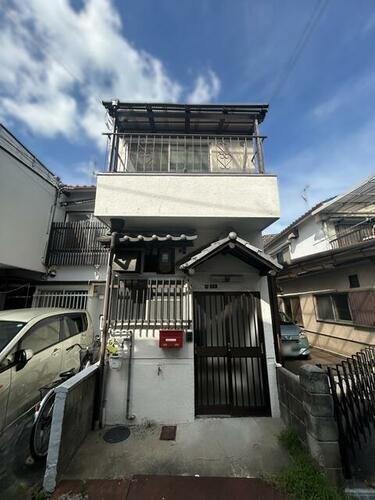 大東市西楠の里町　テラス